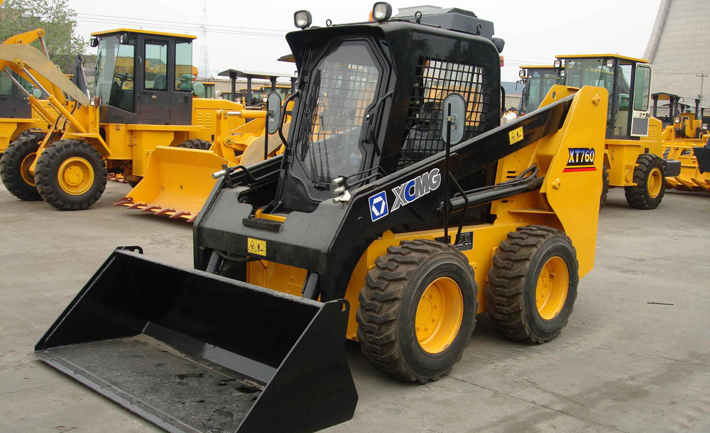 Skid-Steer-Loader-2